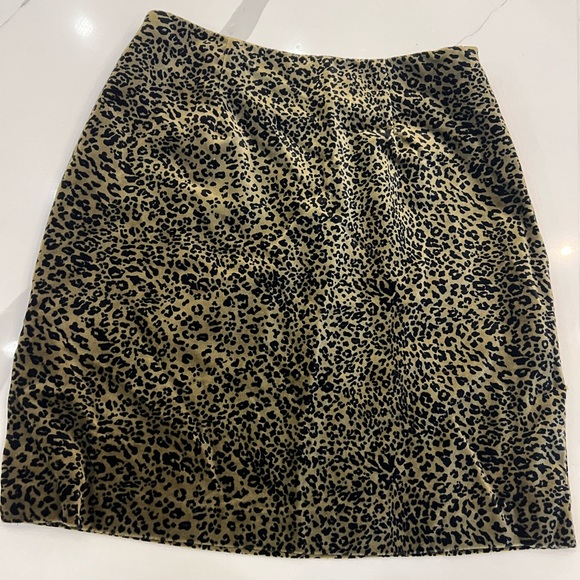 Vintage Gant Tan and Black Animal Print Mini Skirt - Picture 1 of 5